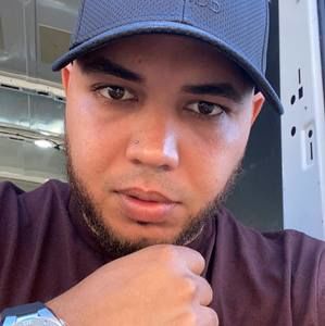 Meet your Posher, Julio